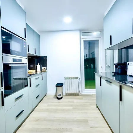 Urban Essences Apartment *